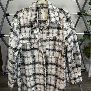 Outerwear h&m black and white jacket size medium
